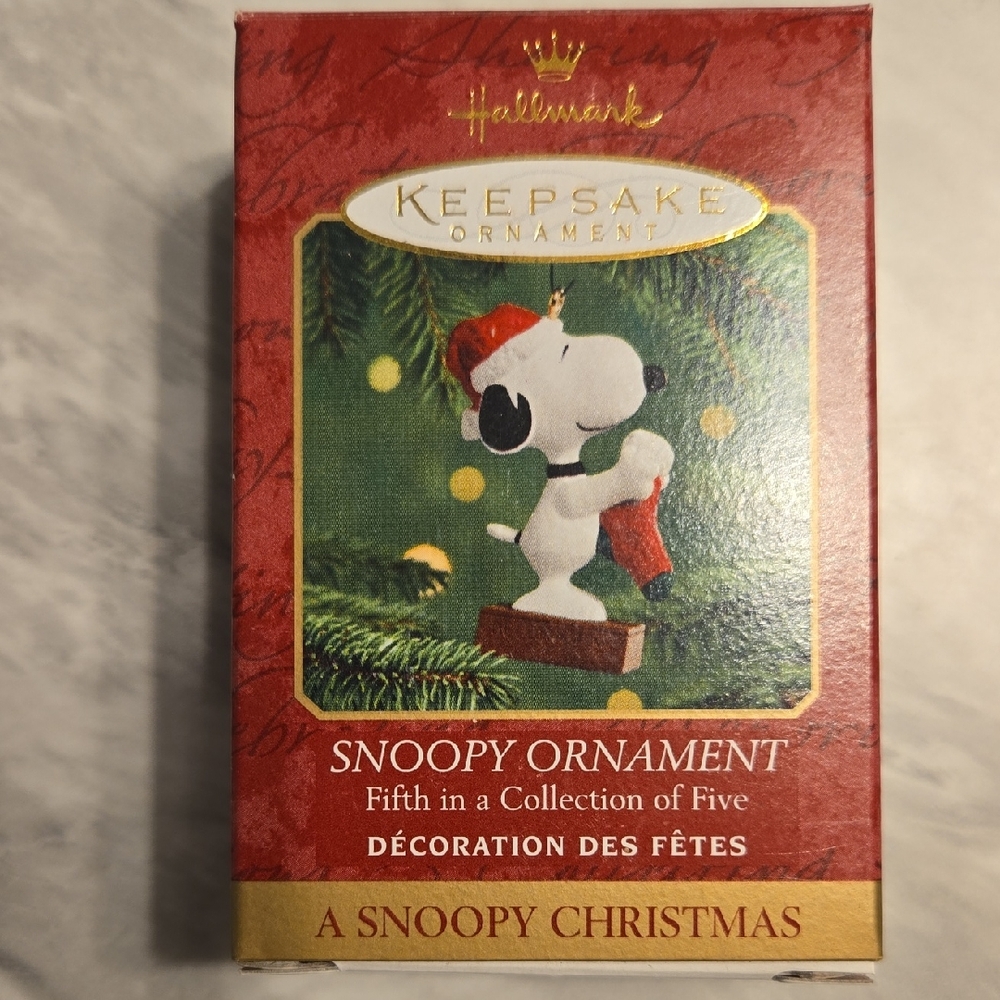 Hallmark Keepsake Snoopy Ornament with Red Santa Hat